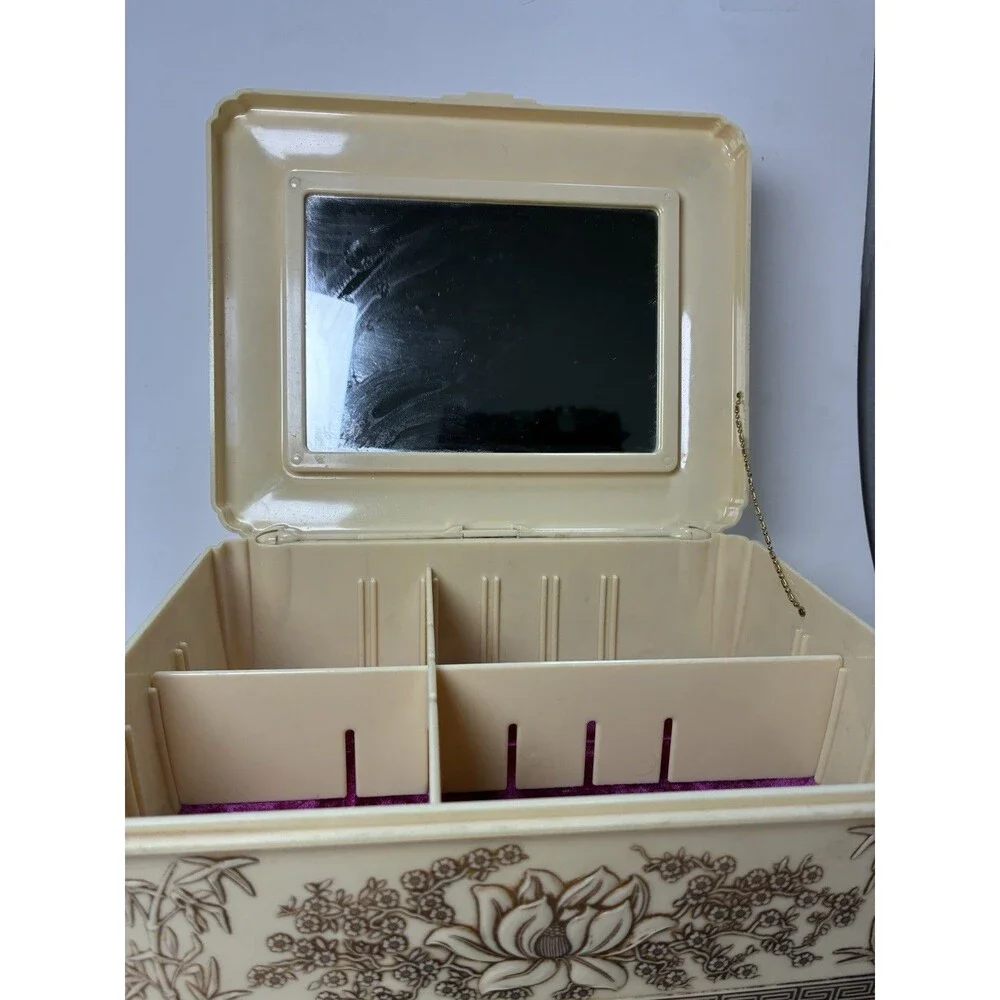 Vintage Japanese Bakelite Jewelry Storage Box 10/8/4 Super Detailed